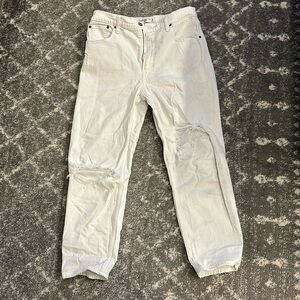 Abercrombie and Fitch The Mom High Rise jeans